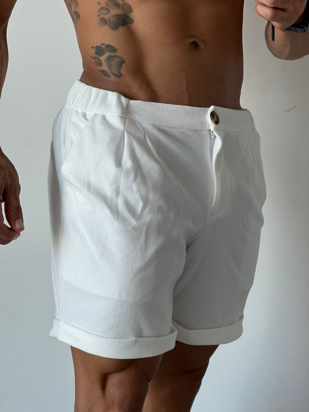 Pitbull Wear Bermuda Brezzo Hombre Corte Moderno Pliegues Varios Colores